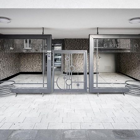 Apartament Sloneczny Kamienica Grochow With Free Parking วอร์ซอ ภายนอก รูปภาพ